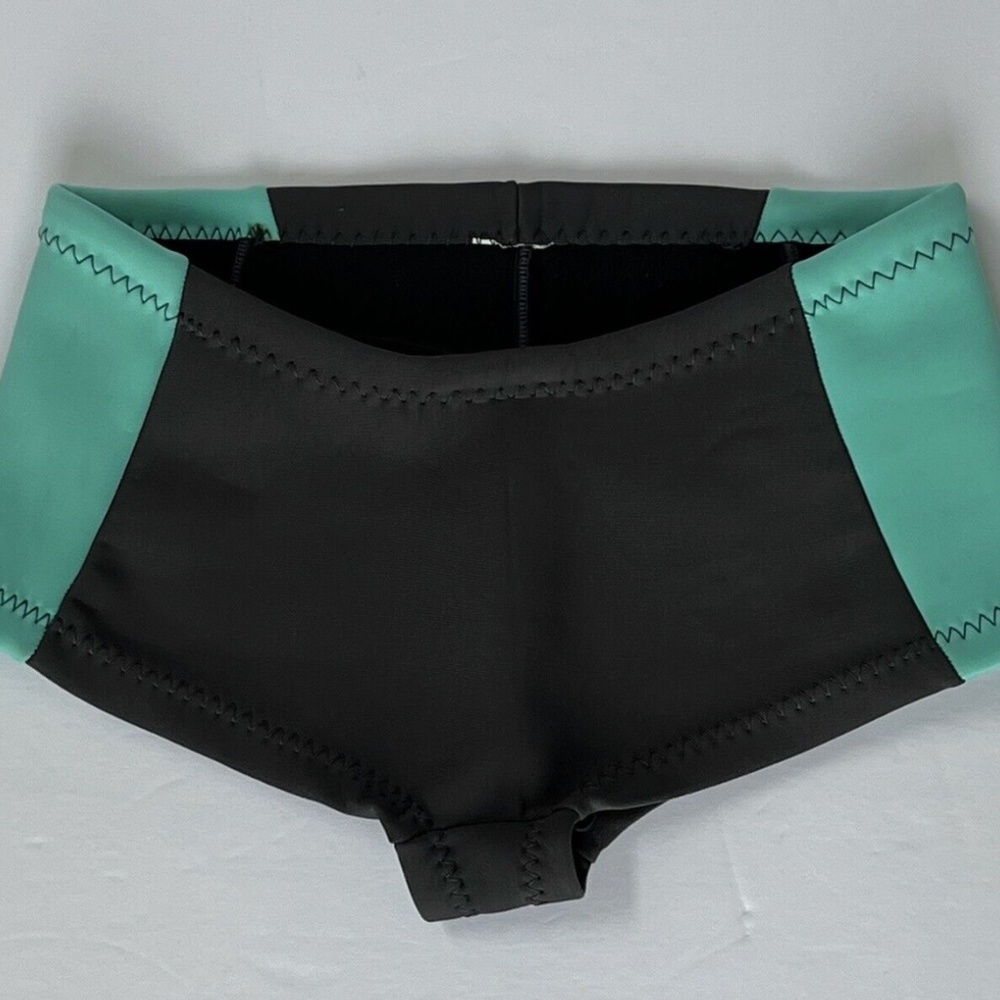 Rip Curl Wetsuit Short Women's 1mm G-Bomb Zip-Free Neoprene